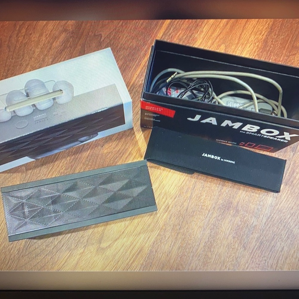 Jawbone Bluetooth Speaker